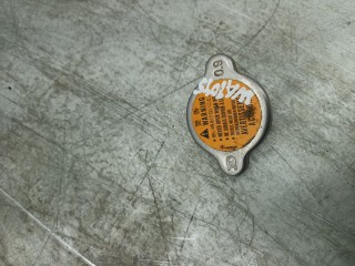 пробка расширительного бачка Mitsubishi L200 3 поколение 2001, 2.5 л., TDi, 4D56 TD, дизель, 5МКПП, серый, пикап, полный привод, правый руль, 0.9