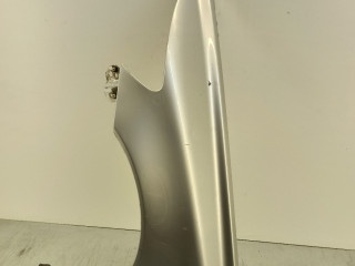 крыло переднее левое Volvo V50 1 поколение [рестайлинг] 2008, 2.0 л., TDCi, D 4204 T, дизель, 6МКПП, серебристый, универсал, передний привод