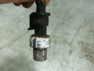 датчик кондиционера Renault Megane 3 поколение 2009, 1.9 л., DCi, F9Q 872, дизель, 6МКПП, оранжевый, хетчбэк 5 дв., передний привод, 921361722R