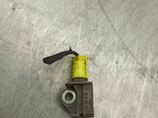 датчик удара Mercedes-Benz C-Класс W204/S204 2008, 2.1 л., CDi, OM 646.811, дизель, АКПП, чёрный, седан, передний привод, правый руль, A2048201985