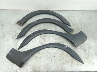 накладка колесной арки задний правый Skoda Octavia 2 поколение (A5) [рестайлинг] 1Z (2008 - 2013), 2.0 л., BMM, дизель, 6МКПП, синий, седан, 1Z9853508