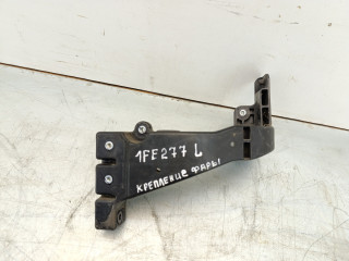 крепление фары левой Hyundai i40 1 поколение 2011, 1.7 л., CRDi, D4FD, дизель, 6МКПП, чёрный, универсал, передний привод, правый руль, 641363Z000