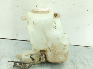 бачок омывателя Mitsubishi L200 3 поколение 2001, 2.5 л., TDi, 4D56 TD, дизель, 5МКПП, серый, пикап, полный привод, правый руль, HLC37044, HLC37042