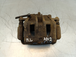 суппорт передний левый Kia Sorento 2 поколение [рестайлинг] 2014, 2.2 л., CRDi, D4HB, дизель, 6МКПП, полный привод, 581102W700