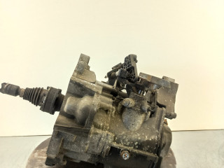 КПП механическая (МКПП) Volkswagen Golf 5 поколение 2007, 2.0 л., SDi, BDK, дизель, 5МКПП, хетчбэк 5 дв., передний привод, JHX