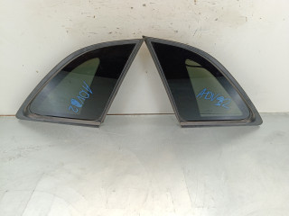 стекло (иные) Kia Sorento 2 поколение [рестайлинг] 2014, 2.2 л., CRDi, D4HB, дизель, 6МКПП, полный привод, 878102P300, 878202P100