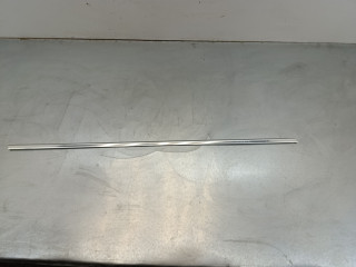 молдинг двери передней правой Volkswagen Touareg 2 поколение [рестайлинг] 2015, 3.0 л., TDi, CVVA, дизель, АКПП, внедорожник 5 дв., полный привод, 7P6854940M