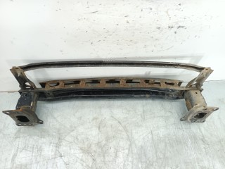 усилитель бампера переднего Volkswagen Golf 6 поколение 2010, 2.0 л., TDi, CFGB, дизель, 6МКПП, чёрный, хетчбэк 3 дв., передний привод, 1K0807629A, 1K0807630A