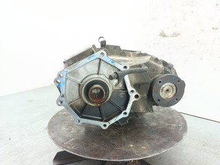 раздаточная коробка Kia Sorento 1 поколение [рестайлинг] 2007, 2.5 л., CRDi, D4CB, дизель, 5МКПП, внедорожник 5 дв., полный привод, 4730049200