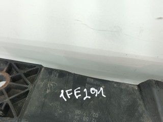 передняя панель крепления облицовки (телевизор) Renault Megane 3 поколение 2009, 1.9 л., DCi, F9Q 872, дизель, 6МКПП, оранжевый, хетчбэк 5 дв., передний привод, 75210004R