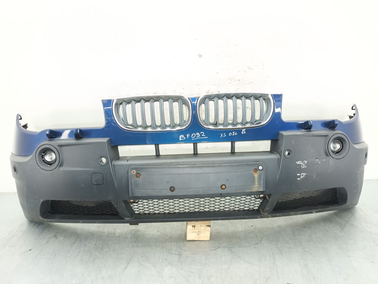 бампер передний BMW X3 E83 2005, 3.0 л., D, M57 D30 (306D2), дизель, 6МКПП, внедорожник 5 дв., полный привод, 51113412716, 3412716, 51113400897, 3400897 - фото №1