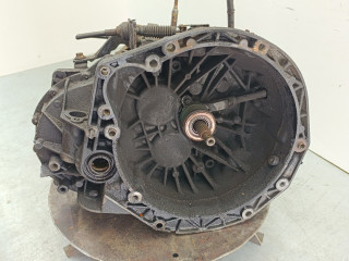 КПП механическая (МКПП) Renault Trafic 2 поколение 2005, 1.9 л., DCi, F9Q 760, дизель, 6МКПП, микроавтобус, передний привод, 7701723303