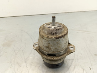 подушка крепления двигателя Volkswagen Touareg 2 поколение [рестайлинг] 2015, 3.0 л., TDi, CVVA, дизель, АКПП, внедорожник 5 дв., полный привод, 7L8199131F