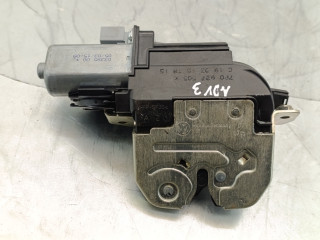 замок багажника Volkswagen Touareg 2 поколение [рестайлинг] 2015, 3.0 л., TDi, CVVA, дизель, АКПП, серый, внедорожник 5 дв., полный привод, 7P0827505