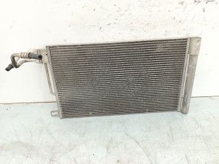 радиатор кондиционера Opel Corsa D [2-й рестайлинг] 2011, 1.2 л., i, A 12 XER, бензин, 5МКПП, серебристый, хетчбэк 5 дв., передний привод, 1850849