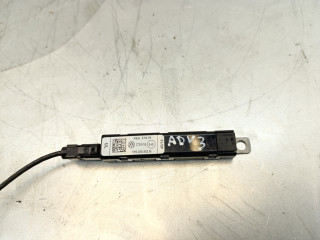 усилитель антенны Volkswagen Touareg 2 поколение [рестайлинг] 2015, 3.0 л., TDi, CVVA, дизель, АКПП, серый, внедорожник 5 дв., полный привод, 7P6035552M