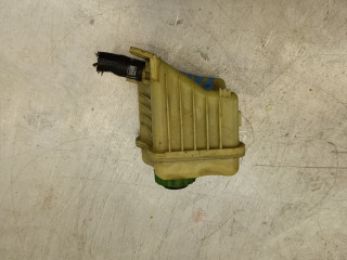 бачок гидроусилителя Volkswagen Touareg 2 поколение [рестайлинг] 2015, 3.0 л., TDi, CVVA, дизель, АКПП, внедорожник 5 дв., полный привод, 7L6422373B