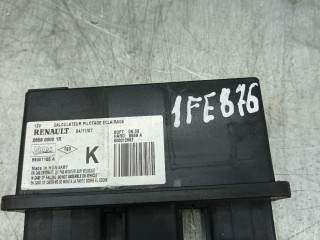 блок управления светом Renault Laguna 3 поколение 2008, 2.0 л., i, M4R 704, бензин, 6МКПП, хетчбэк 5 дв., передний привод, 89901165A