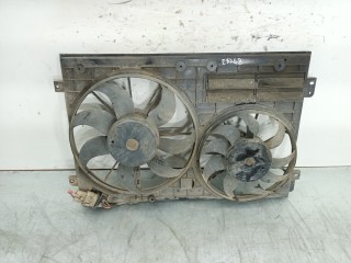 вентилятор радиатора Volkswagen Golf 6 поколение 2010, 2.0 л., TDi, CFGB, дизель, 6МКПП, чёрный, хетчбэк 3 дв., передний привод, 1K0121207, 1K0121205