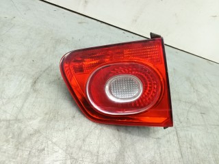 фонарь крышки багажника левый Volkswagen Tiguan 1 поколение 2009, 2.0 л., TDi, CBAB, дизель, 6МКПП, внедорожник 5 дв., полный привод, 5N0945093C