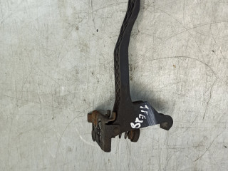 ручка открывания капота Renault Megane 3 поколение 2009, 1.6 л., i, K4M 848, бензин, 6МКПП, чёрный, хетчбэк 5 дв., передний привод, правый руль, 656030006R