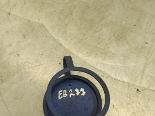 крышка бачка омывателя Mercedes-Benz E-Класс W212 [рестайлинг] 2014, 2.1 л., CDi, OM 651.924, дизель, АКПП, чёрный, седан, задний привод, 1718690108