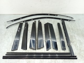 молдинг двери передней левой BMW X5 E53 [рестайлинг] 2006, 3.0 л., D, M57 D30 (306D2), дизель, АКПП, внедорожник 5 дв., полный привод, 51328251593