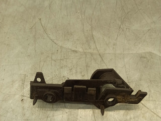 крепление бампера Audi A4 B8/8K 2010, 2.0 л., TDi, CAGC, дизель, 6МКПП, серебристый, седан, передний привод, 8K0807284