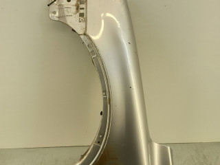 крыло переднее левое Volvo XC90 1 поколение 2004, 2.4 л., D, D 5244 T, дизель, АКПП, серебристый, внедорожник 5 дв., полный привод