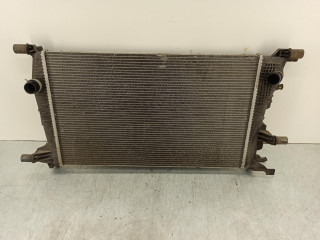 радиатор (основной) Renault Megane 3 поколение 2010, 1.5 л., DCi, K9K 837, дизель, АКПП, синий, хетчбэк 5 дв., передний привод, правый руль, 144960006R