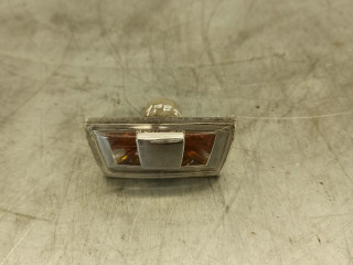 повторитель поворота на крыле Opel Corsa D 2010, 1.2 л., i, A 12 XER, бензин, 5МКПП, синий, хетчбэк 3 дв., передний привод, 13252455