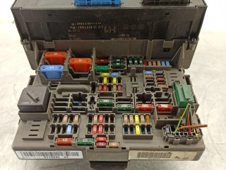блок предохранителей BMW 3 серия E90/E91 [рестайлинг] 2008, 2.0 л., D, N47 D20 A, дизель, 6МКПП, серебристый, седан, задний привод, 9119446