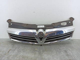 решетка радиатора Opel Astra H/Family [рестайлинг] 2008, 1.7 л., CDTi, Z 17 DTH, дизель, 5МКПП, чёрный, хетчбэк 5 дв., передний привод, правый руль, 13225788