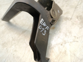 ручка открывания капота Mercedes-Benz Vito W639 2008, 2.2 л., CDi, OM 646.980, дизель, 6МКПП, микроавтобус, задний привод, 0051511301