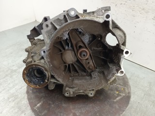 КПП механическая (МКПП) Volkswagen Polo 4 поколение [рестайлинг] 2009, 1.4 л., i, BUD, бензин, 5МКПП, хетчбэк 5 дв., передний привод, JHQ