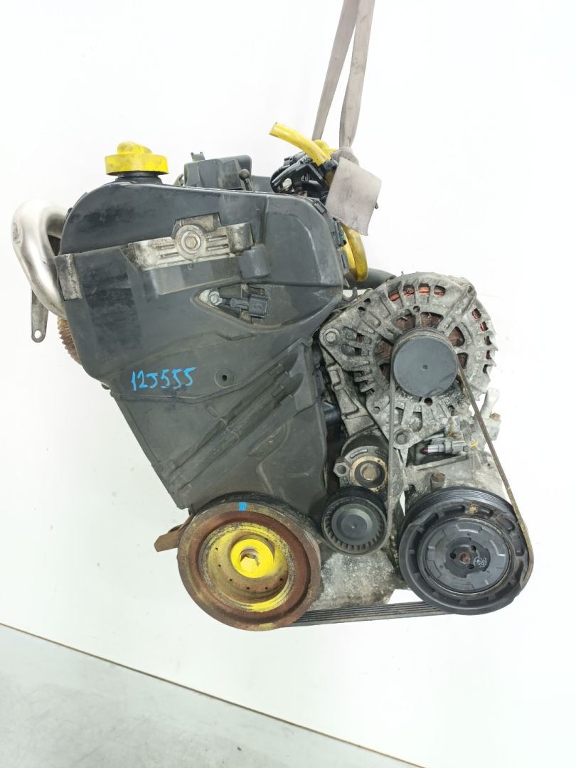 двигатель Renault Megane 3 поколение 2009, 1.5 л., DCi, K9K 830, дизель, 5МКПП, хетчбэк 5 дв., передний привод, K9K830 - фото №1
