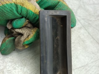 ручка крышки багажника Volkswagen Tiguan 1 поколение 2009, 2.0 л., TDi, CBAB, дизель, 6МКПП, внедорожник 5 дв., полный привод, 5N0827335