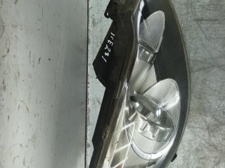 фара правая Opel Corsa D 2007, 1.2 л., i, Z 12 XEP, бензин, 5МКПП, чёрный, хетчбэк 3 дв., передний привод