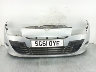 бампер передний Renault Megane 3 поколение 2011, 1.9 л., DCi, F9Q 872, дизель, 6МКПП, серебристый, хетчбэк 5 дв., передний привод, правый руль, 620229553R, 620229863R