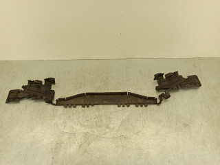 воздуховод (дефлектор) радиатора Mercedes-Benz E-Класс W212 [рестайлинг] 2014, 2.1 л., CDi, OM 651.924, дизель, АКПП, чёрный, седан, задний привод, A2125054630