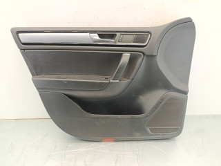 обшивка двери передняя левая Volkswagen Touareg 2 поколение [рестайлинг] 2015, 3.0 л., TDi, CVVA, дизель, АКПП, внедорожник 5 дв., полный привод, 7P1867011