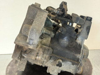 КПП механическая (МКПП) Volkswagen Polo 4 поколение [рестайлинг] 2008, 1.2 л., i, BZG, бензин, 5МКПП, хетчбэк 5 дв., передний привод, JUS