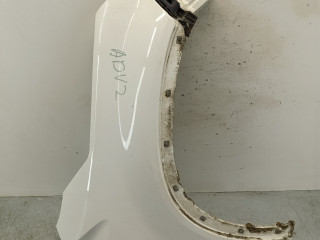 крыло переднее правое Kia Sorento 2 поколение [рестайлинг] 2014, 2.2 л., CRDi, D4HB, дизель, 6МКПП, полный привод, 663211U021