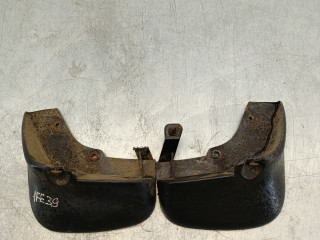 брызговик перед. Hyundai Santa Fe 1 поколение [рестайлинг] 2005, 2.0 л., CRDi, D4EA, дизель, 5МКПП, чёрный, внедорожник 5 дв., передний привод, правый руль, 8683126960, 8683226960