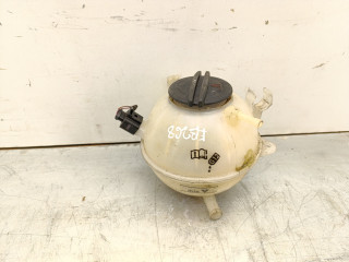 бачок расширительный Volkswagen Golf 6 поколение 2010, 2.0 л., TDi, CFGB, дизель, 6МКПП, чёрный, хетчбэк 3 дв., передний привод, 1K0121407