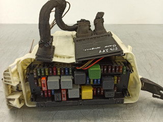 блок предохранителей Mercedes-Benz E-Класс W212 [рестайлинг] 2014, 2.2 л., CDi, дизель, АКПП, чёрный, седан, задний привод