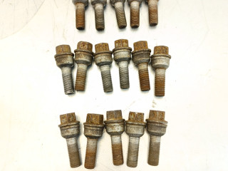 болт колесный Volkswagen Touareg 2 поколение [рестайлинг] 2015, 3.0 л., TDi, CVVA, дизель, АКПП, серый, внедорожник 5 дв., полный привод, WHT001964A