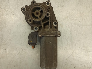 электромотор раздаточной коробки Land Rover Discovery 3 поколение 2007, 2.7 л., TD, 276DT, дизель, АКПП, внедорожник 5 дв., полный привод, 0130008508