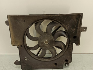 вентилятор радиатора Kia Carnival VQ 2007, 2.9 л., CRDi, дизель, АКПП, серебристый, минивэн, передний привод, 977304DXXX