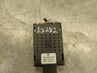 усилитель антенны Volkswagen Golf 6 поколение 2010, 2.0 л., TDi, CFGB, дизель, робот, чёрный, хетчбэк 3 дв., передний привод, 5M0035570B